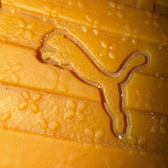 Size 7. - Women’s Puma Shoes- 395631-01 Soft Foam - Picture 12 of 12